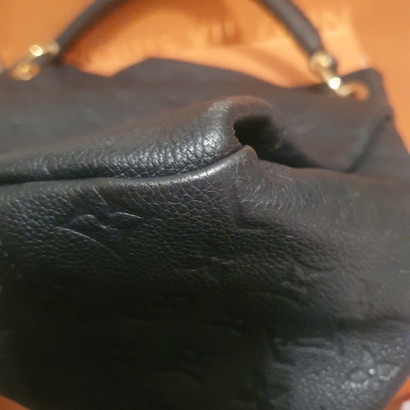 SALE!! Louis Vuitton Artsy MM Empreinte Infini! - Picture 6 of 16